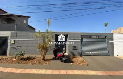 Casa com 3 quartos à venda na Rua do Bosque, 119, Pioneiros, Campo Grande