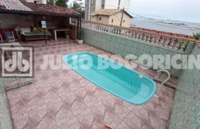 Casa com 3 quartos à venda na rua doutor manuel marreiros, bancários, rio de janeiro, 564 m2 por r$ 690.000