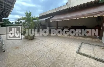 Casa com 3 quartos à venda na rua coronel rogaciano mendes, freguesia (ilha do governador), rio de janeiro, 173 m2 por r$ 900.000