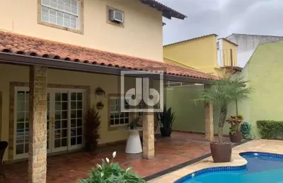 Casa em condomínio fechado com 4 quartos à venda na rua maria josé lacerda, freguesia (jacarepaguá), rio de janeiro, 411 m2 por r$ 1.168.400