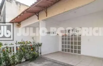 Casa em condomínio fechado com 4 quartos à venda na rua edgard werneck, freguesia (jacarepaguá), rio de janeiro, 160 m2 por r$ 397.000