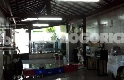 Casa com 3 quartos à venda na rua joaquim tourinho, pechincha, rio de janeiro, 275 m2 por r$ 1.500.000