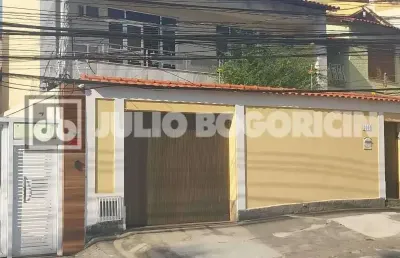 Casa com 3 quartos à venda na rua retiro dos artistas, pechincha, rio de janeiro, 230 m2 por r$ 990.000
