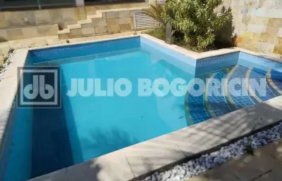 Casa em condomínio fechado com 3 quartos à venda na rua alto alegre, pechincha, rio de janeiro, 344 m2 por r$ 1.700.000