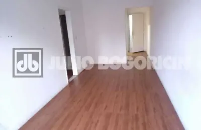 Apartamento com 2 quartos à venda na rua andré rocha, taquara, rio de janeiro, 60 m2 por r$ 200.000