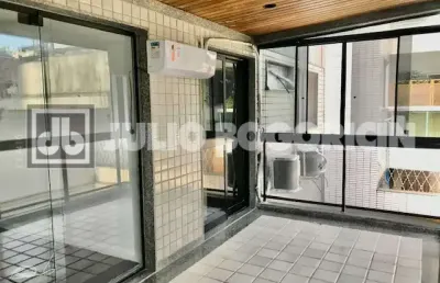 Apartamento com 3 quartos à venda na rua professor hermes lima, recreio dos bandeirantes, rio de janeiro, 85 m2 por r$ 699.000