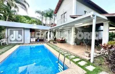 Casa em condomínio fechado com 4 quartos à venda na estrada dos bandeirantes, vargem grande, rio de janeiro, 280 m2 por r$ 1.900.000