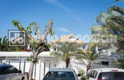Casa em condomínio fechado com 4 quartos à venda na rua adolfo de castro filho, recreio dos bandeirantes, rio de janeiro, 354 m2 por r$ 3.100.000