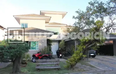 Casa em condomínio fechado com 4 quartos à venda na avenida professor florestan fernandes, camboinhas, niterói, 382 m2 por r$ 4.500.000