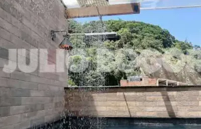 Casa com 4 quartos à venda na rua tamoios, são francisco, niterói, 240 m2 por r$ 1.790.000
