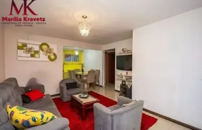 Casa em  condominio fechado xaxim de dois pavimentos!!! ac. permuta por apto!