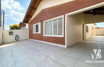 Casa com 3 quartos para alugar na Rua Piragibe, 97, Jardim Amazonas, Campinas