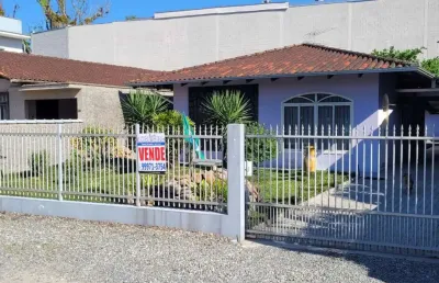 Casa para venda em joinville, floresta, 2 dormitórios, 2 banheiros, 2 vagas
