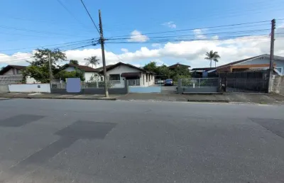 Terreno à venda no Anita Garibaldi, Joinville 