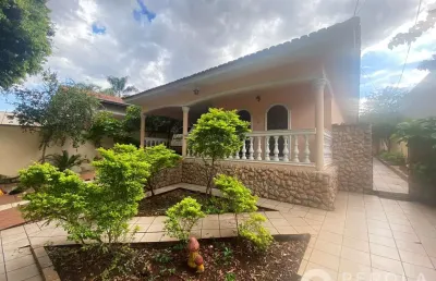 Casa em loteamento celina park, rua cp4 - qd cp 04 lt 02 - goiânia