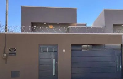 Casa com 3 quartos à venda na Rua Felipe Camarão, Jardim Luz, Aparecida de Goiânia