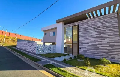 Casa sobrado em residencial jardins barcelona  -  senador canedo