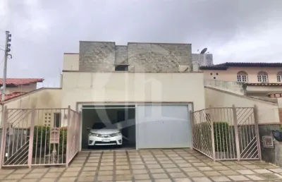 Excelente casa projetada pelo arquiteto carlos magno