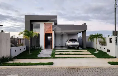 Casa térrea à venda em condomínio fechado elegante e confortável