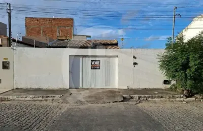 Casa residencial e comercial à venda no bairro aruana