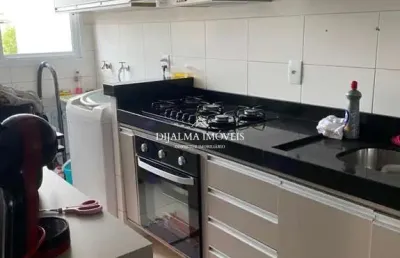 Apartamento à venda com 2 quartos e planejados no edifício riviera de france
