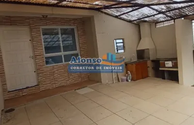 Sobrado de esquina no bairro nossa senhora das graças