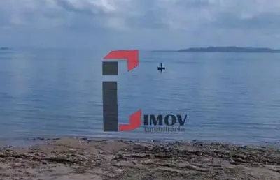 Terreno à venda na Praia de Manguinhos, Itaparica 
