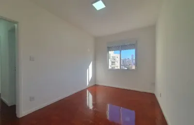 Kitnet / Stúdio para alugar na Rua Pires da Mota, 44, Aclimação, São Paulo