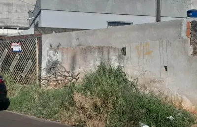 Terreno à venda na Rua Oiapoque, 162, Jardim Agari, Londrina