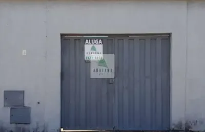 Aluguel casa bem localizada  1 quartos, sala,  banheiro social , quintal amplo vaga de garagem