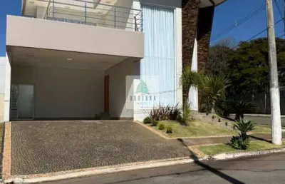 Casa alto padr&atilde;o arquitetura diferenciada  todo conforto casa t&eacute;rrea 3 su&iacute;tes &aacute;rea de lazer integrada espa&ccedil;o gourmet  piscina 2 vagas coberta aca