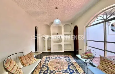 Casa com 4 quartos à venda na Rua Santa Maria Itabira, Sion, Belo Horizonte