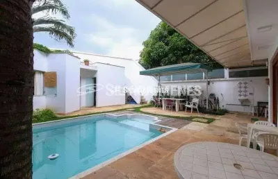 Casa com 4 quartos à venda na Rua Pouso Alto, Serra, Belo Horizonte