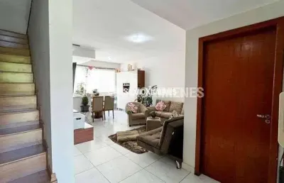 Casa com 3 quartos à venda na Rua Aníbal Benévolo, Santa Efigênia, Belo Horizonte