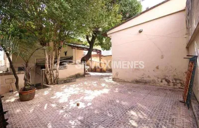 Casa com 4 quartos à venda na Rua Mangabeira, Santo Antônio, Belo Horizonte