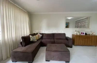 Apartamento para alugar com 147m², 4 quartos e 2 vagas