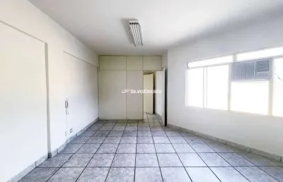 Sala comercial para alugar na Rua Sena Madureira, Ouro Preto, Belo Horizonte