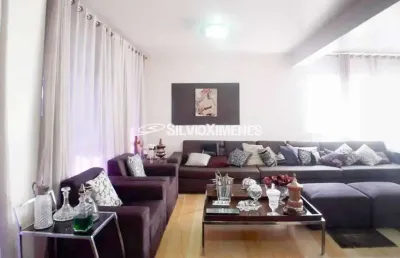 Apartamento à venda com 210 m², 4 quartos e 3 vagas