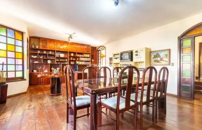 Casa com 5 quartos à venda na Rua Cosmos, Santa Lúcia, Belo Horizonte