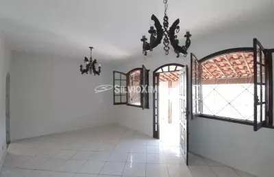 Casa com 4 quartos para alugar na Rua Professor Coelho Júnior, Planalto, Belo Horizonte