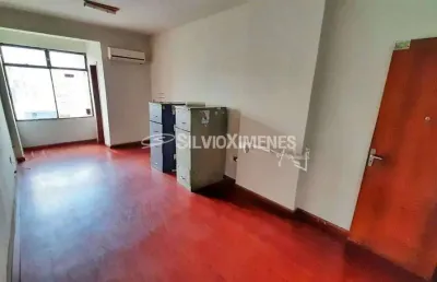 Sala comercial para alugar na Rua Tenente Brito Melo, Barro Preto, Belo Horizonte