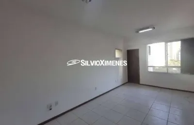 Sala comercial para alugar na Rua Padre Rolim, Santa Efigênia, Belo Horizonte