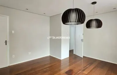 Apartamento para alugar com 175m², 4 quartos e 1 vaga