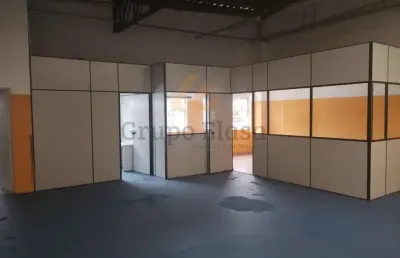 Ponto comercial com 2 salas para alugar na Rua Doutor Sérgio Gonçalves Chaddad, 33, Jardim Germania, São Paulo