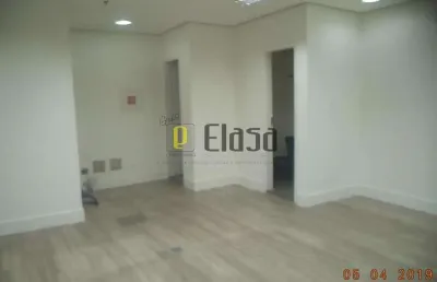 Casa comercial à venda na Avenida Doutor Cardoso de Melo, 1470, Vila Olímpia, São Paulo
