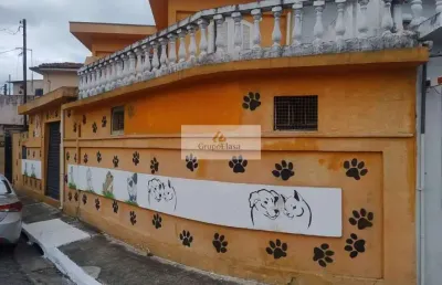 Casa comercial com 3 salas para alugar na Rua das Paineiras, 242, Jardim dos Lagos, São Paulo