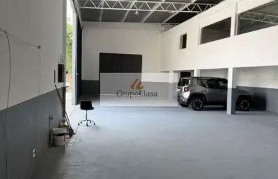 Casa comercial para alugar na Rua do Arcipreste, 38, Jardim Santo Antoninho, São Paulo