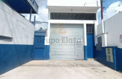 Galpão com 100 metros e 02 vagas de estacionamento no parque arariba