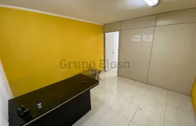 Ponto comercial para alugar na Rua Manoel Maximino da Rosa, 360, Centro, Itapecerica da Serra