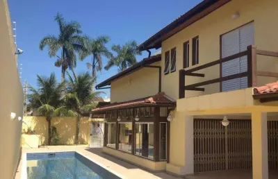 Casa com 4 quartos à venda na Rua Jardim Virgínia, 214, Jardim Virgínia, Guarujá